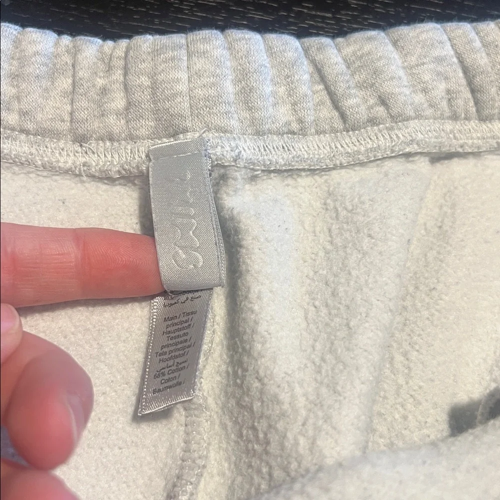 SKIMS light gray sweat pant. Size 4X. Good used condition. - Picture 2 of 4